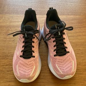 Womens Saucony Endorphin Shift